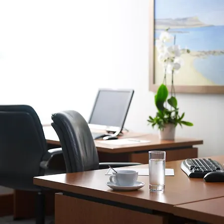 Hotell The Landmark Nicosia, Autograph Collection 5*