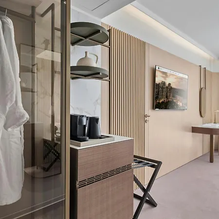 The Landmark Nicosia, Autograph Collection Hotell