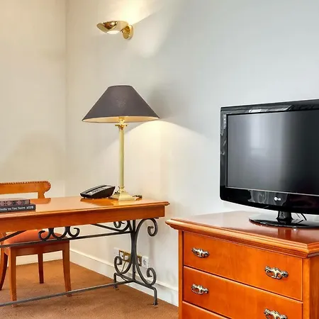The Landmark 5* Nicosia