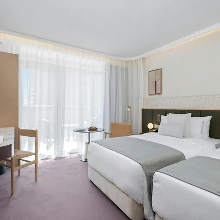 Hotel The Landmark Nicosia, Autograph Collection 5*