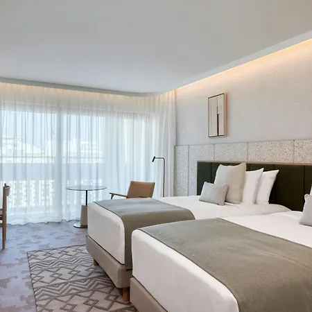 The Landmark Nicosia, Autograph Collection Hotell