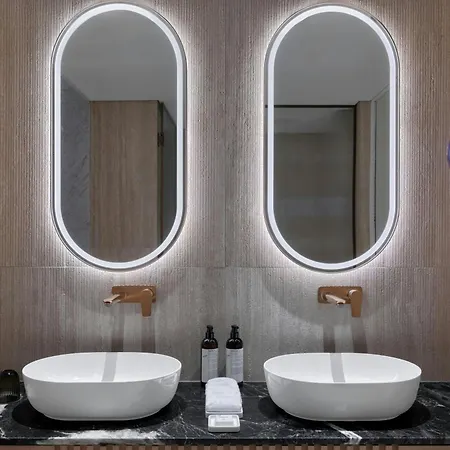 The Landmark Nicosia, Autograph Collection Hotell 5*