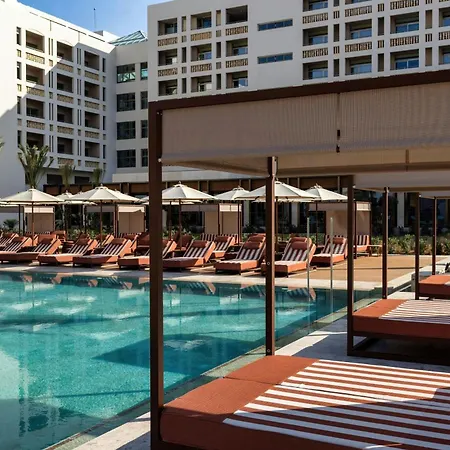 The Landmark Nicosia, Autograph Collection Hotell