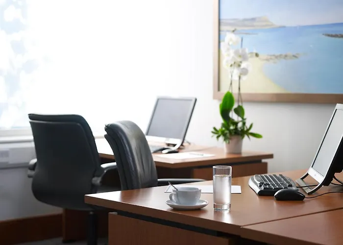 Hotel The Landmark Nicosia, Autograph Collection 5*