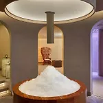 酒店 The Landmark Nicosia, Autograph Collection 5*